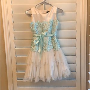Little girls dress
